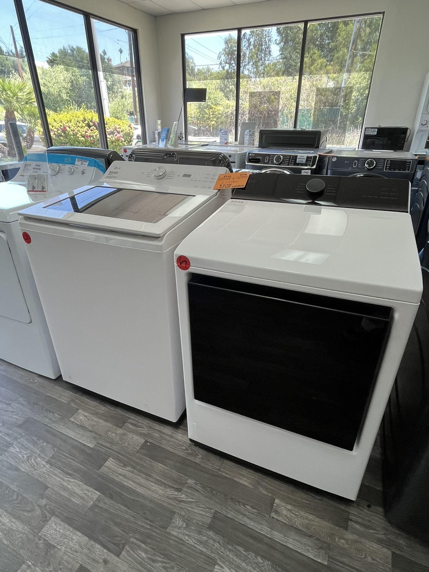 $1198 LG Washer & Gas Dryer Combo Set, Open Box, Fully Tested, One Year Warranty