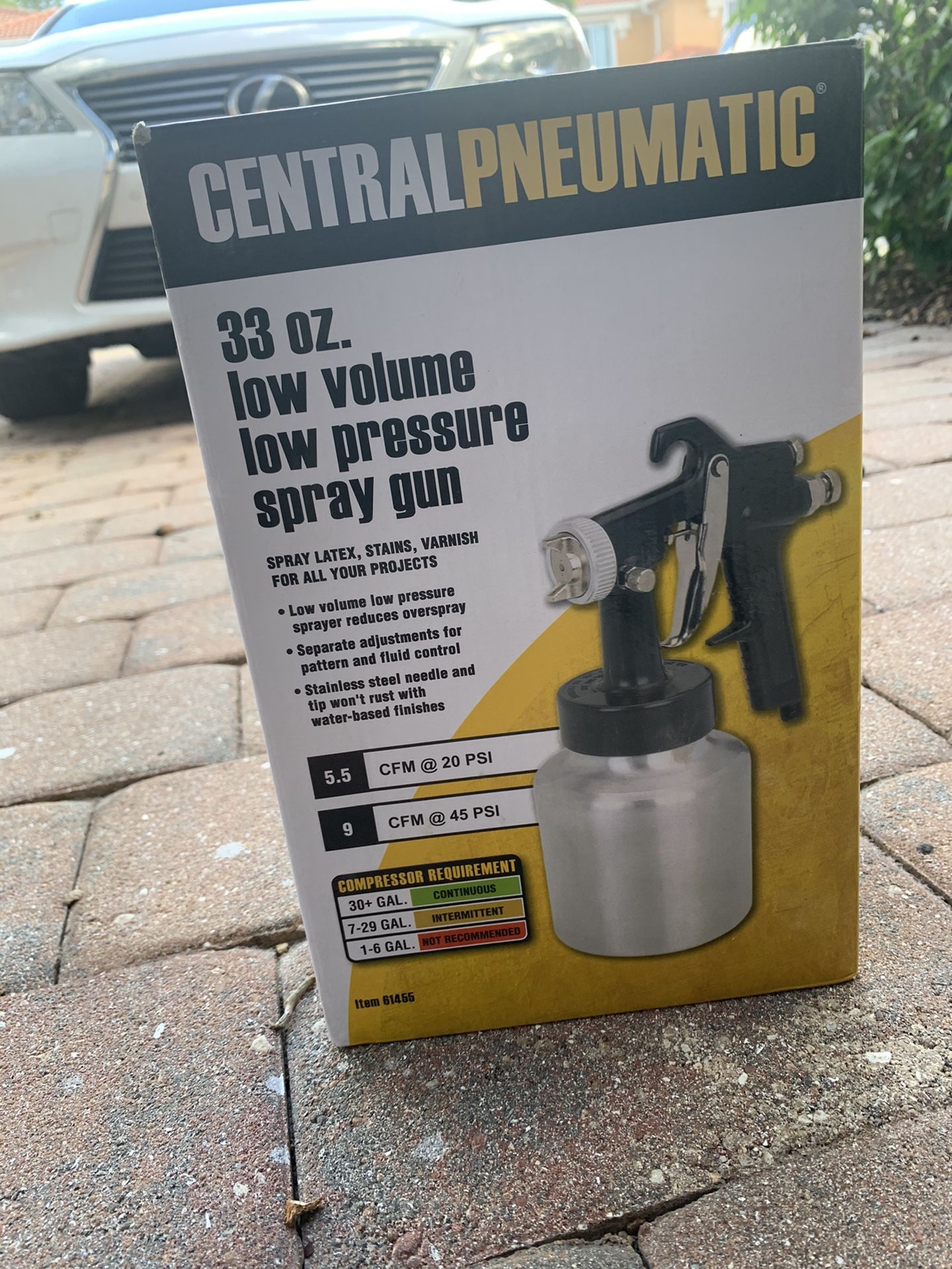 Central Pneumatic 33oz Low Volume Low Pressure Spray Gun