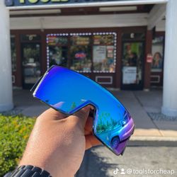 BOMBER EYEWEAR JOHNNY Safety - Ice Blue Mirror. $46  ( INCLUDES MICROFIBER BAG )