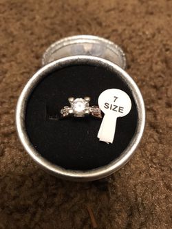 Women's 10 kt yellow gold filled square white sapphire wedding ring / size 7