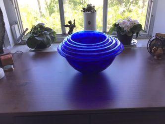 Hazel Atlas Criss Cross Bowl Set In Cobalt Blue…… Fantastic Condition!