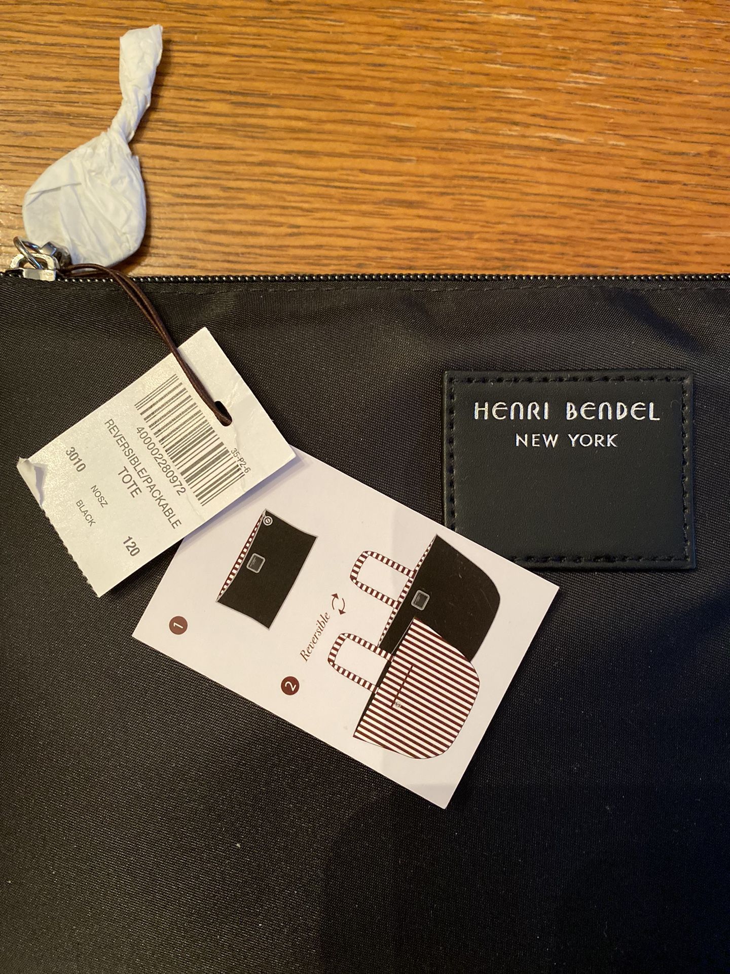NWT Henri Bendel Signature Reversable Packable Bag Tote in Pouch, Nylon