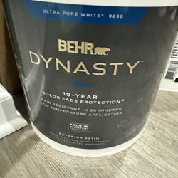 Brand New Unopened Behr Dynasty Ultra Pure White 9650 Exterior 5 Gallons