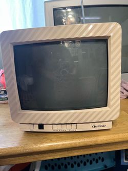 Quasar CRT TV