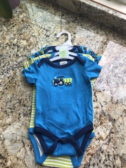 Baby onesie set of 3