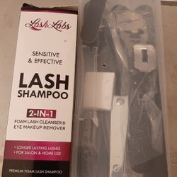 Eye Lash And Nail Item 