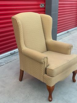 Accent Chair (see all photos)