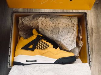 Jordan 4 lightnings