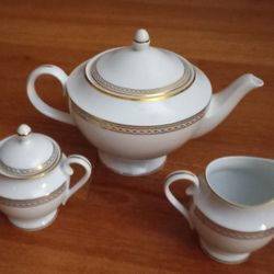 Wedgewood Fine China, Embassy Collection, Granville, 1995