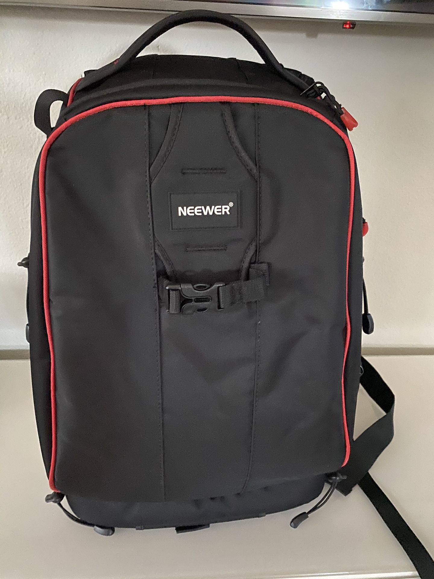 DSLR camera backpack Neewer
