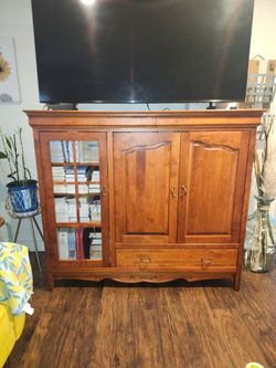 tv cabinet