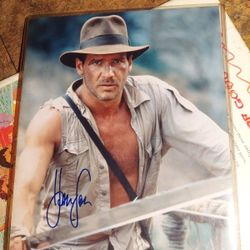 INDIANA JONES HARRISON FORD AUTOGRAPHED PHOTO W/CERTIFICATE OF AUTHENTICITY 
