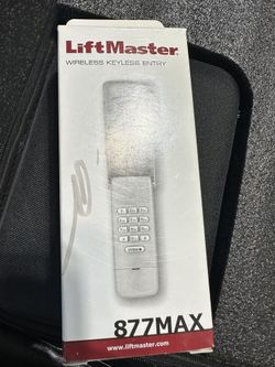 LiftMaster 877MAX Wireless Keyless Entry