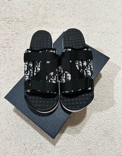Dior slides size 43