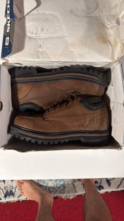 Skechers Heavy Duty Work/winter shoes