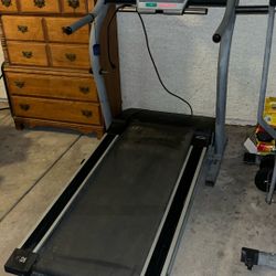  Nordic Track Summit Treadmill 