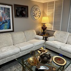 Ethan Allen Sofa And Love Seat 