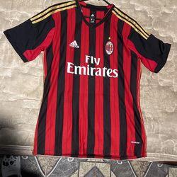Ac Millán Jersey Size L