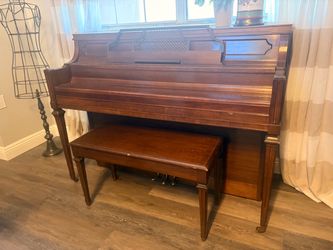 Yamaha Upright Piano