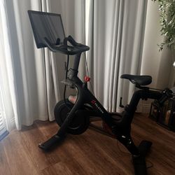 Original Peloton - Make An Offer!