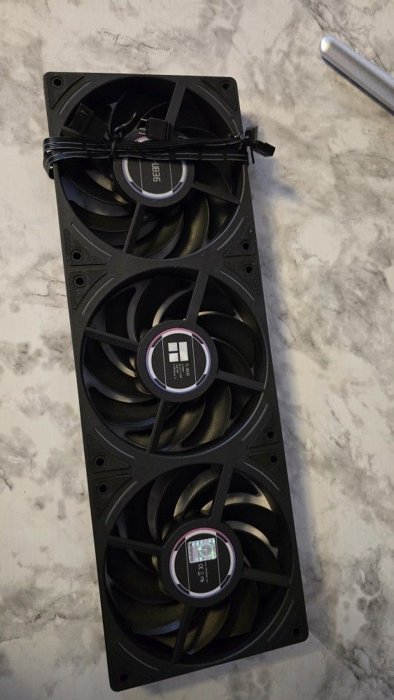Thermalright Fans RGB (3 fans) New
