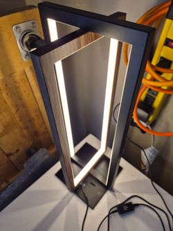 💡Edishine LED Table Lamp-Works Great, Like New Condition!