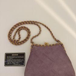 Chanel Vintage Kisslock In Lavender Gold Hardware