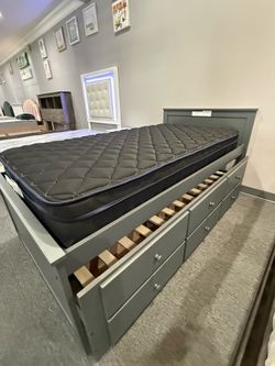 TWIN / TWIN TRUNDLE WITH STORAGE