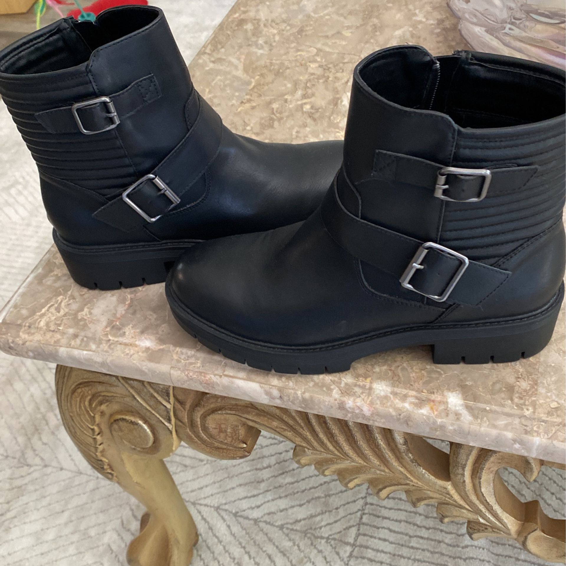 New Black Boots 