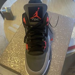 Jordans 4 Size 13