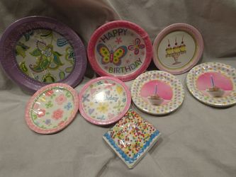 Girls Birthday Paper Party Cupcakes Table ware Plates, napkins