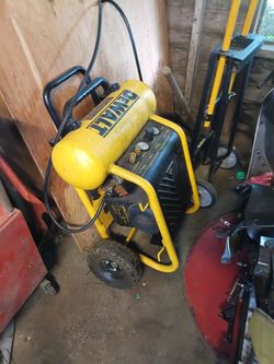 DeWalt compressor