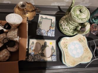 Home Decor - Antiques