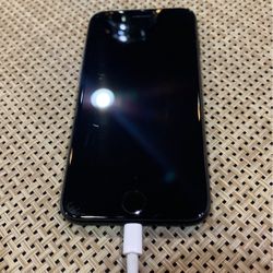 Apple iPhone 7 - 32GB - Jet Black (Unlocked) A1660