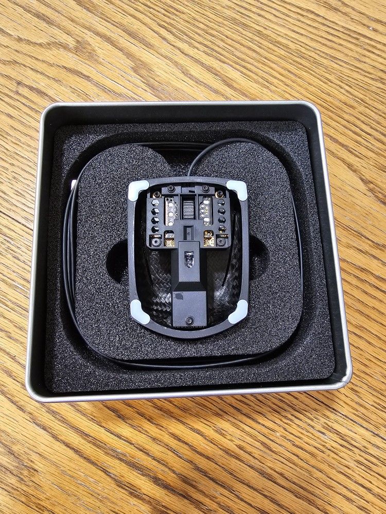 Zaunkoenig M3K Mouse. World's Lightest Lowest Latency Mouse Zaunkoenig M3K Mouse. World's Lightest Lowest Latency Mouse