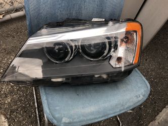 LEFT HEADLIGHT