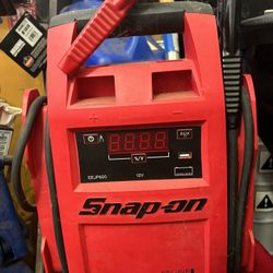 Snap-on 12v Jump Start Box