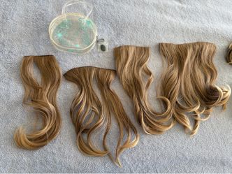 Hair-clip on SOHO real hair.