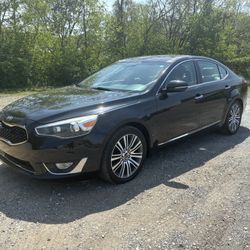 2014 Kia Cadenza 