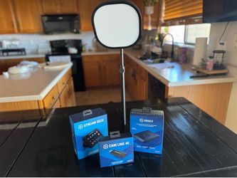 Elgato Content Creator Bundle – Excellent Condition