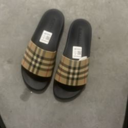 Burberry slides