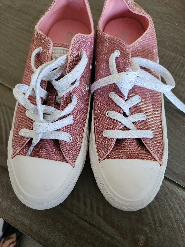 New Converse Size 5.5 W