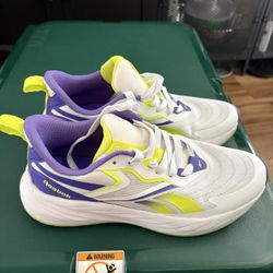 Woman Reebok Shoes Size 8.5