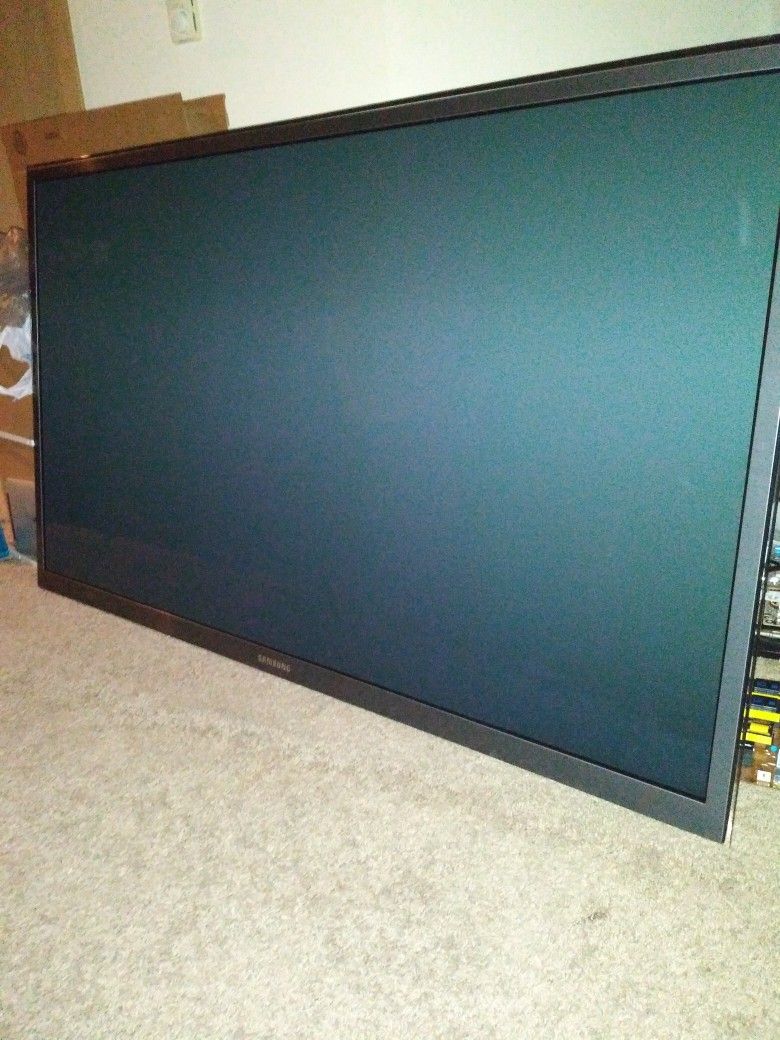 65 Samsung PN64D8000FF 3D SMART High-End Plasma TV w/Full Smart Browser