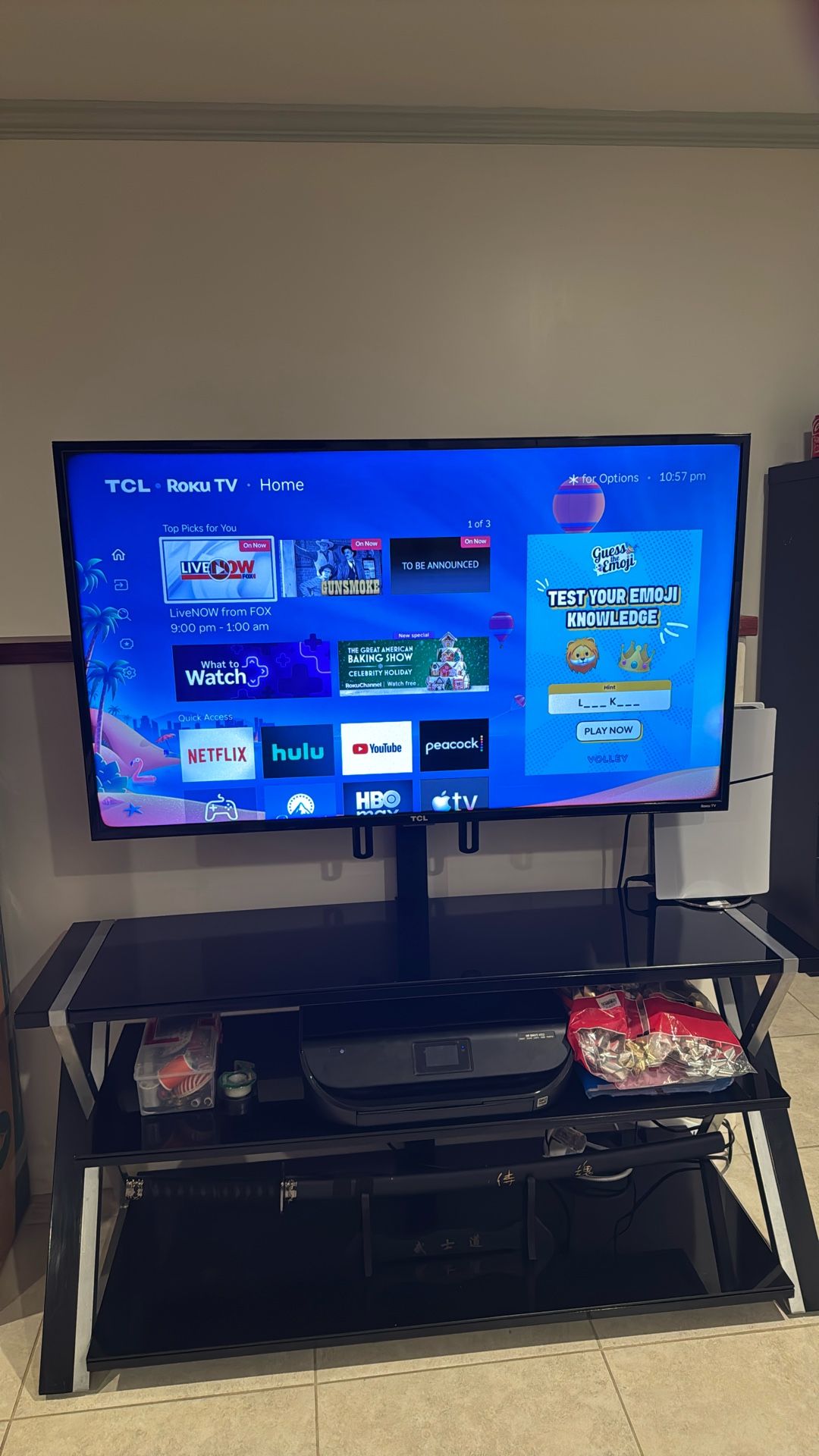 50 Inch Roku Tv for Sale in Pearl City, HI - OfferUp