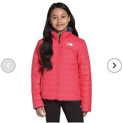 The North Face Mossbud Swirl Reversible Puffer Jacket  Girls Size XXS Navy Red. Make an offer!