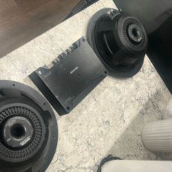 Two 10” Subwoofer And Amp after Kenwood 
