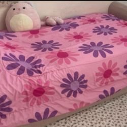 Day Bed & Mattress Twin 