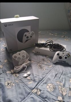 Xbox series s 1tb only played with once