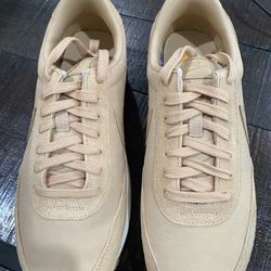 Nike Daybreak Premium Vachetta Tan Shoes ($50)